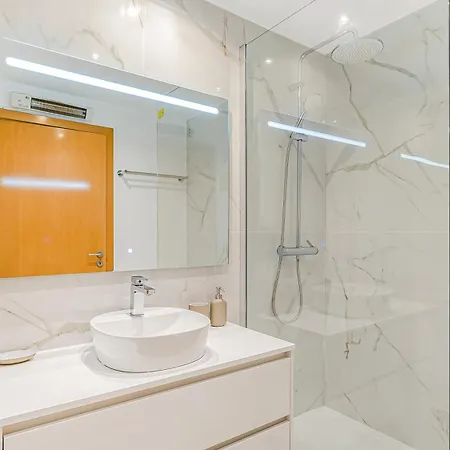 דירה Spacious Lumiar 3Br By Lovelystay *