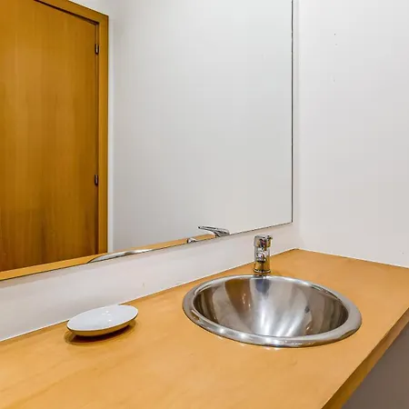 Spacious Lumiar 3Br By Lovelystay דירה
