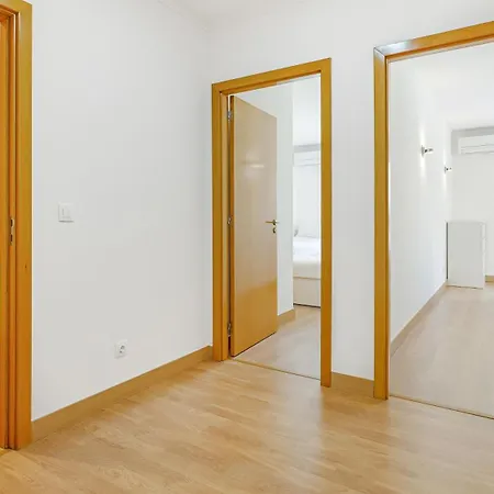 דירה Spacious Lumiar 3Br By Lovelystay