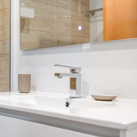 Uptown Urban Escape By Lovelystay Lisboa