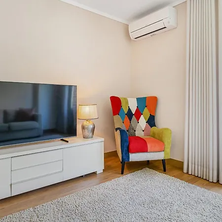 Uptown Urban Escape By Lovelystay * Lisboa